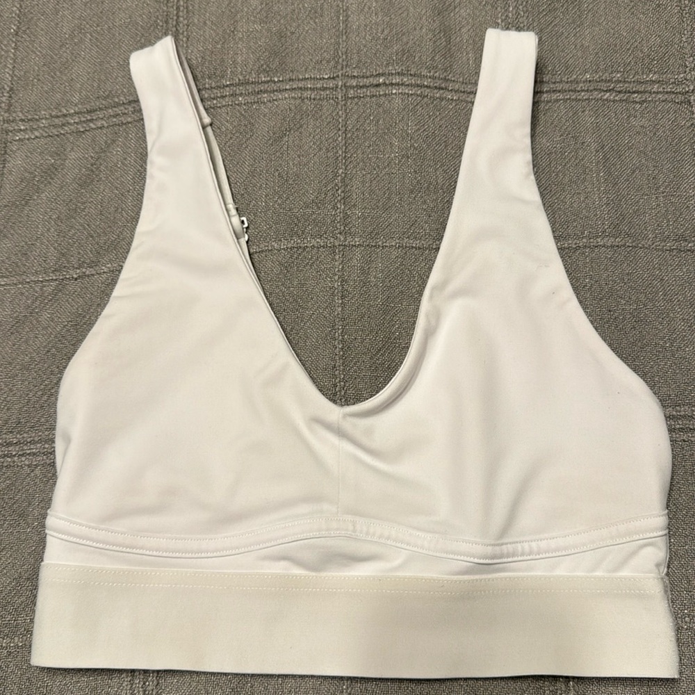 Fabletics sports bra